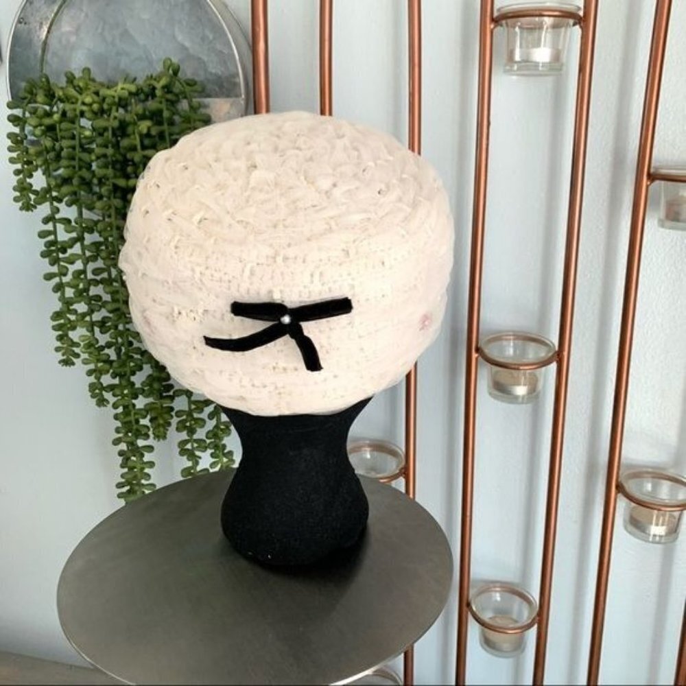 Vintage Off-White Mesh Pillbox Hat Floral Pearls - Picture 4 of 7